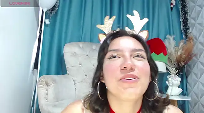 Snapshot of salome_Queenx chatting on 12, 12, 2024 salome Queenx online show from 12, 12, 2024