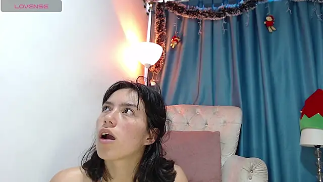 Snapshot of salome_Queenx chatting on 31, 12, 2024 salome Queenx online show from 31, 12, 2024