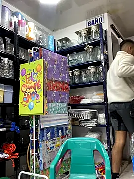 JuanZapata33 online show from 3, 12, 2025