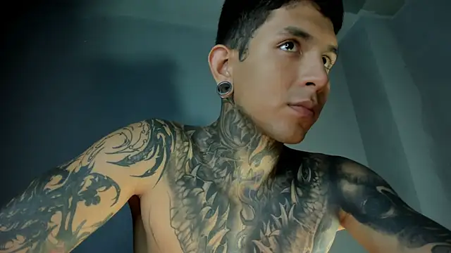 Travistanner 28 online show from 19, 4, 2026