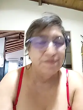 Snapshot of florecita69 chatting on 7, 10, 2025 florecita69 online show from 7, 10, 2025
