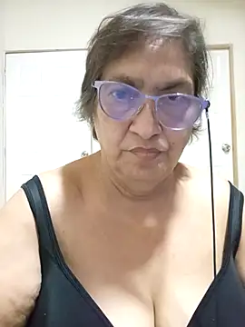 florecita69 online show from 9, 11, 2025