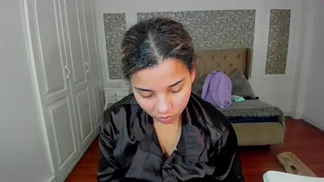 Mayaa ross online show from 29, 9, 2025