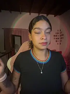 Snapshot of Arteatenea__ chatting on 18, 12, 2025 Arteatenea online show from 18, 12, 2025