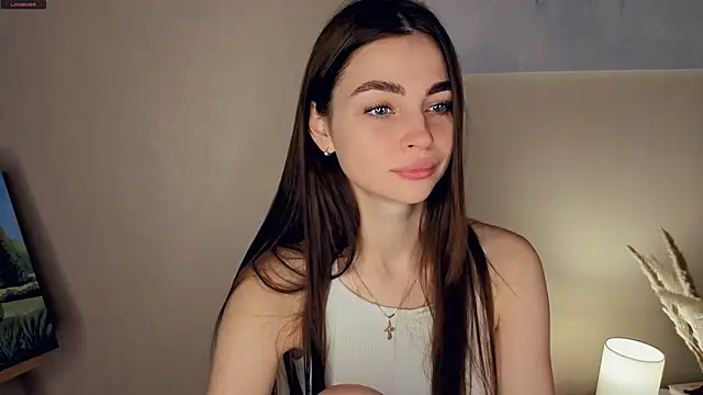 MaryJacksoon online show from 17, 10, 2025