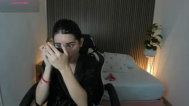 angelica dymond online show from 11, 3, 2025