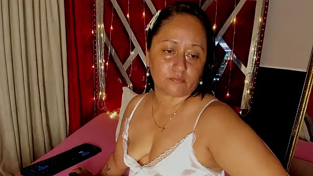 Snapshot of MicaelaHot_ chatting on 7, 2, 2026 MicaelaHot online show from 7, 2, 2026