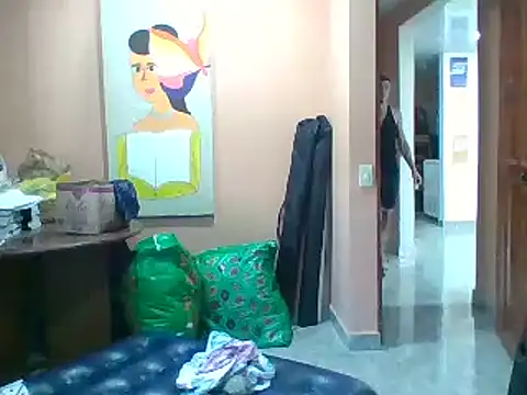 jeremy scott online show from 14, 9, 2025