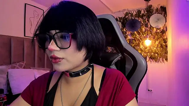 Snapshot of Kitty_Gang chatting on 28, 4, 2026 Kitty Gang online show from 28, 4, 2026
