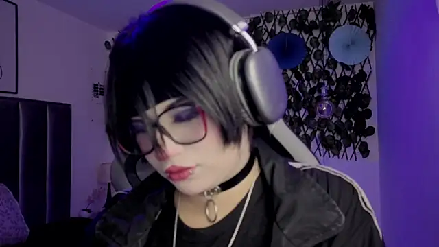 Snapshot of Kitty_Gang chatting on 30, 4, 2026 Kitty Gang online show from 30, 4, 2026