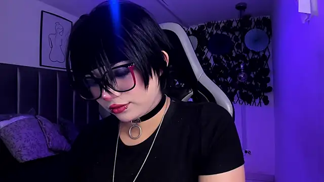 Snapshot of Kitty_Gang chatting on 1, 5, 2026 Kitty Gang online show from 1, 5, 2026