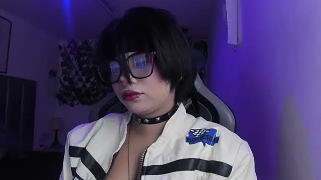Snapshot of Kitty_Gang chatting on 9, 5, 2026 Kitty Gang online show from 9, 5, 2026