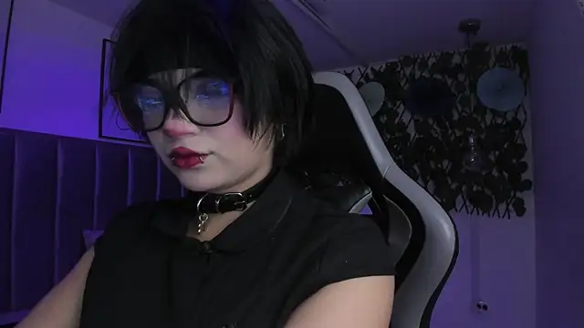 Snapshot of Kitty_Gang chatting on 13, 5, 2026 Kitty Gang online show from 13, 5, 2026