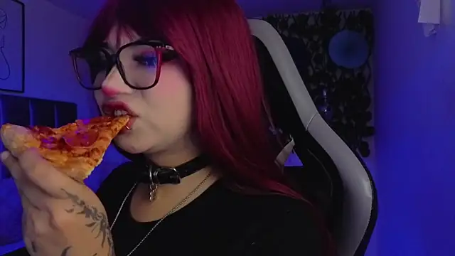 Snapshot of Kitty_Gang chatting on 28, 5, 2026 Kitty Gang online show from 28, 5, 2026
