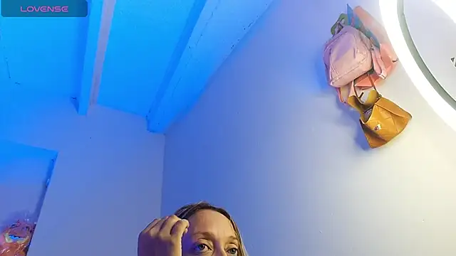 emma collson online show from 3, 12, 2025