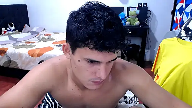 Snapshot of freddy_romas chatting on 19, 6, 2026 freddy romas online show from 19, 6, 2026