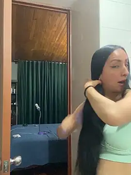 Snapshot of yaralyminjo2 chatting on 28, 12, 2024 yaralyminjo2 online show from 28, 12, 2024