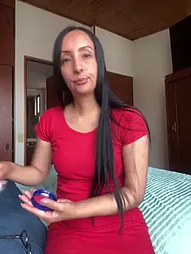 Snapshot of yaralyminjo2 chatting on 8, 1, 2025 yaralyminjo2 online show from 8, 1, 2025