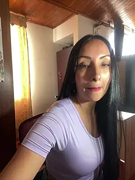 Snapshot of yaralyminjo2 chatting on 30, 1, 2025 yaralyminjo2 online show from 30, 1, 2025