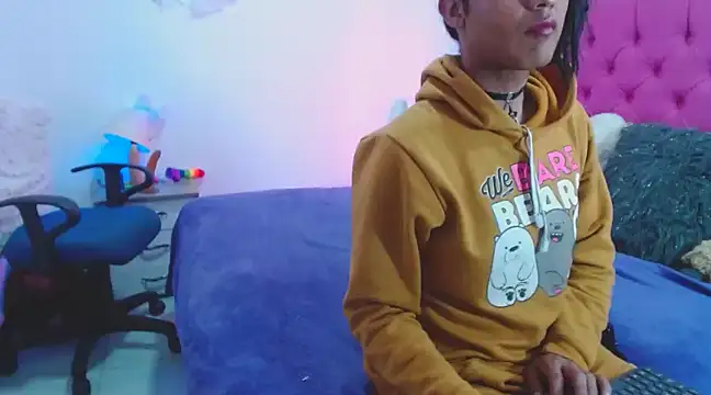 Snapshot of AlexaFontana chatting on 12, 3, 2025 AlexaFontana online show from 12, 3, 2025