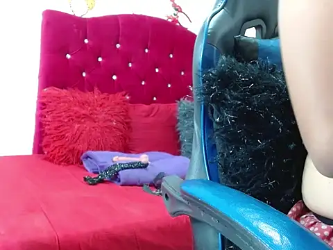 Snapshot of AlexaFontana chatting on 2, 3, 2026 AlexaFontana online show from 2, 3, 2026