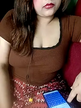 Snapshot of Sexy_Queen6 chatting on 28, 2, 2025 Sexy Queen6 online show from 28, 2, 2025