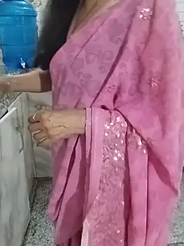 Snapshot of Saroj-Shah chatting on 8, 5, 2026 Saroj-Shah online show from 8, 5, 2026
