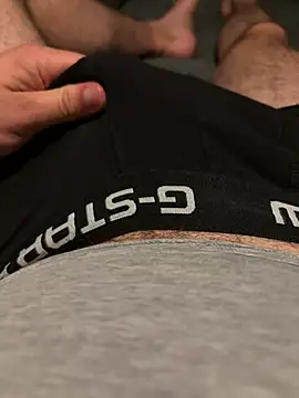 mrniceguy198 online show from 26, 6, 2026