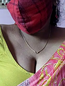 mallu-sumi online show from 8, 11, 2025