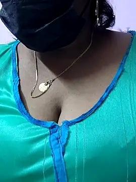 mallu-sumi online show from 10, 4, 2026