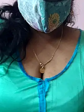 mallu-sumi online show from 9, 7, 2026