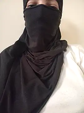 Liliiiblow online show from 12, 12, 2024