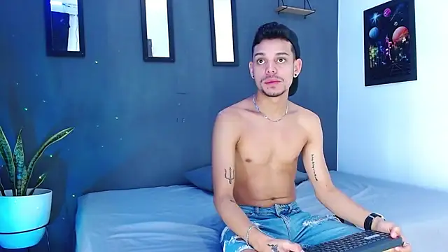 Friendsofeverything  online show from 4, 12, 2024