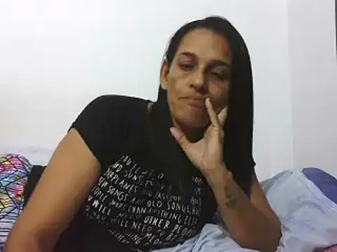 Snapshot of latinbrunettet chatting on 13, 12, 2024 latinbrunettet online show from 13, 12, 2024