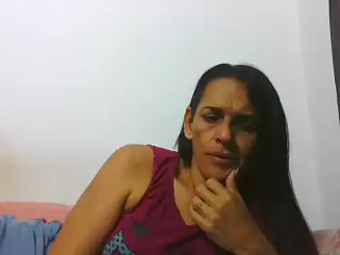 Snapshot of latinbrunettet chatting on 22, 1, 2025 latinbrunettet online show from 22, 1, 2025