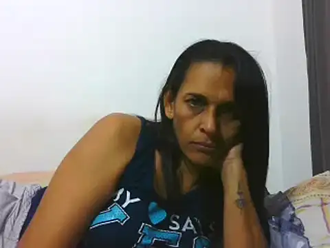 Snapshot of latinbrunettet chatting on 18, 2, 2025 latinbrunettet online show from 18, 2, 2025