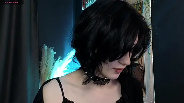 Snapshot of dark_vamp_ chatting on 5, 12, 2024 dark vamp online show from 5, 12, 2024