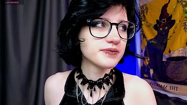 Snapshot of dark_vamp_ chatting on 11, 12, 2024 dark vamp online show from 11, 12, 2024