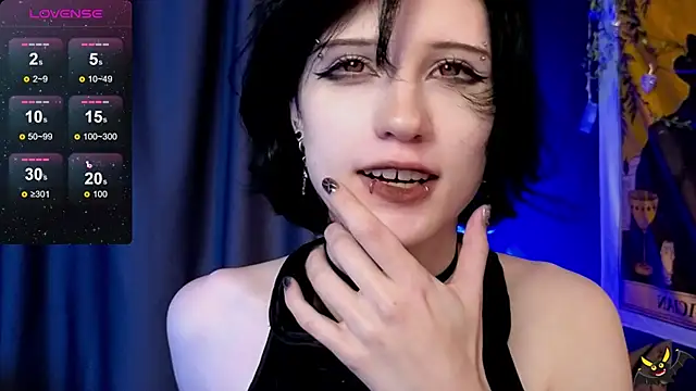 Snapshot of dark_vamp_ chatting on 14, 12, 2024 dark vamp online show from 14, 12, 2024
