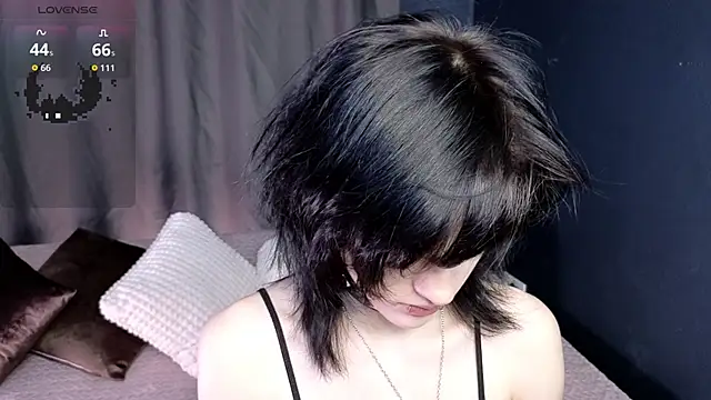 Snapshot of dark_vamp_ chatting on 2, 10, 2025 dark vamp online show from 2, 10, 2025