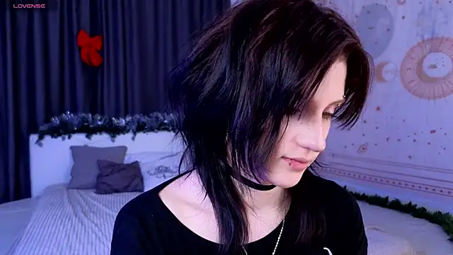 dark vamp  online show from 9, 1, 2026