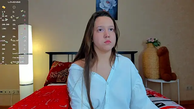 Snapshot of Mira_Karter chatting on 17, 6, 2026 Mira Karter online show from 17, 6, 2026