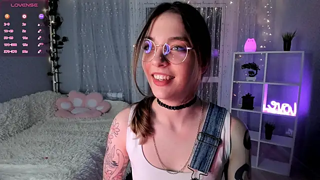 Snapshot of AraCopple chatting on 15, 12, 2024 AraCopple online show from 15, 12, 2024