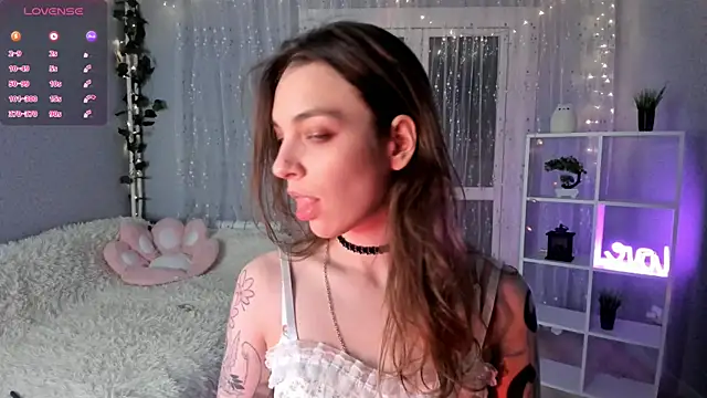 Snapshot of AraCopple chatting on 16, 12, 2024 AraCopple online show from 16, 12, 2024