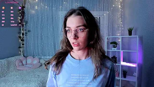 Snapshot of AraCopple chatting on 21, 12, 2024 AraCopple online show from 21, 12, 2024