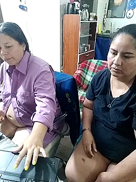 Snapshot of ZuriandAlex chatting on 28, 2, 2025 ZuriandAlex online show from 28, 2, 2025
