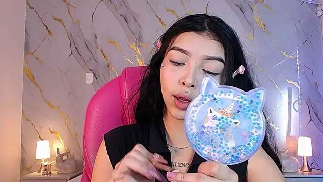 Snapshot of pettit_courtny chatting on 10, 3, 2025 pettit courtny online show from 10, 3, 2025