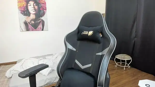 Snapshot of GoddessAnna chatting on 29, 12, 2024 GoddessAnna online show from 29, 12, 2024