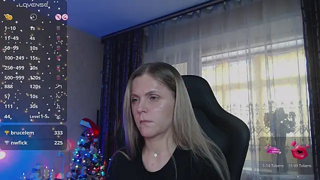 Snapshot of JessieOMays chatting on 20, 12, 2024 JessieOMays online show from 20, 12, 2024