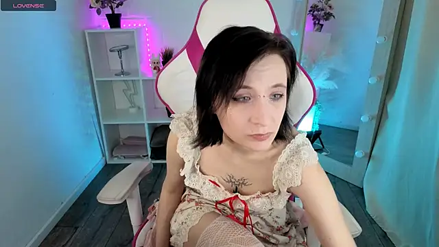 TaylorLunar online show from 2, 4, 2026